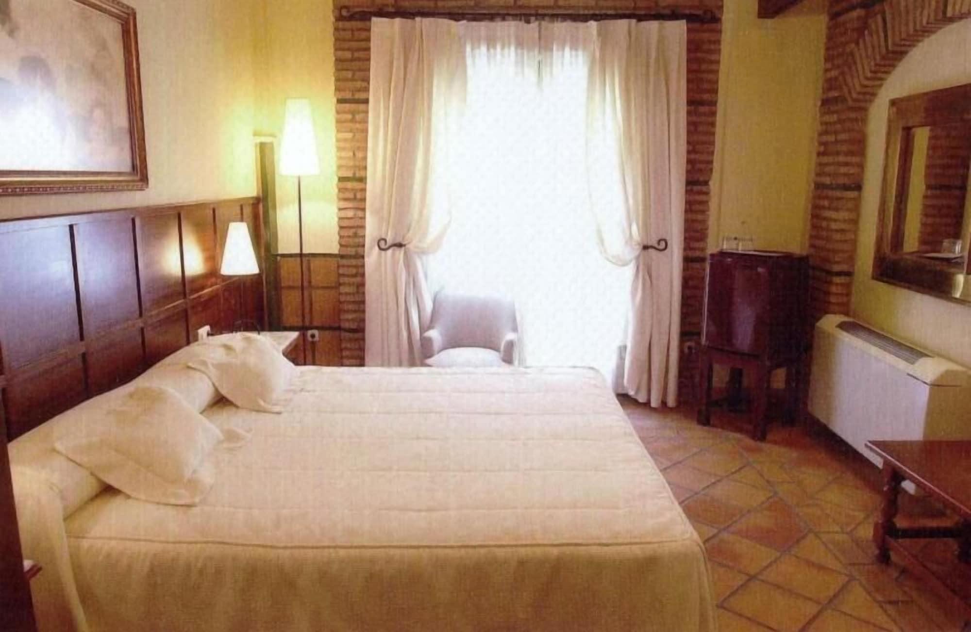 Hotel Don Gonzalo Montilla Extérieur photo